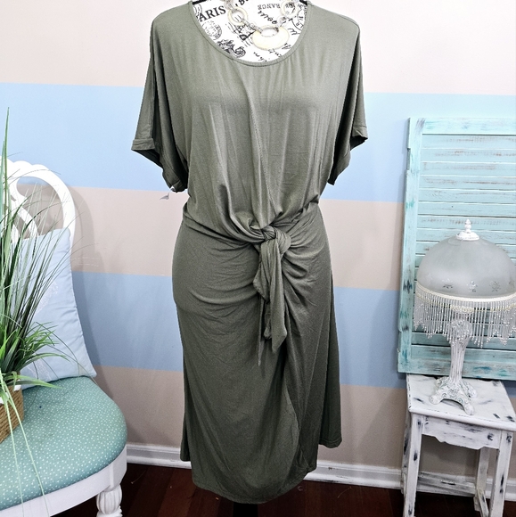 NWT Suzanne Betro Olive Green Twist Midi Dress - Picture 3 of 10